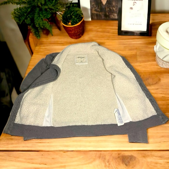 ABERCROMBIE & FITCH Girls button down sweater- X-large - Picture 4 of 5